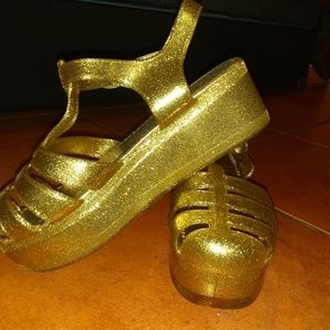 Golden platforms ❤️